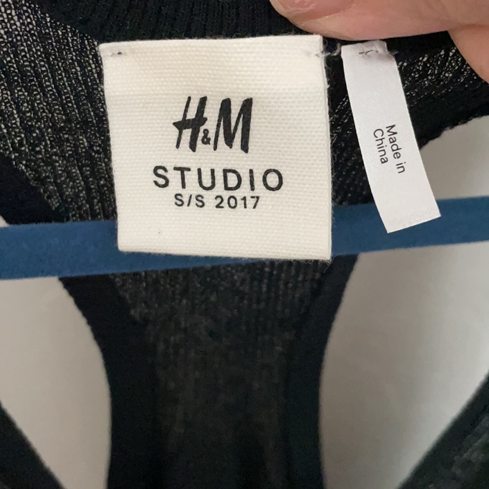 H&M studio - Picture 2 of 3